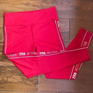 zyia red logo leggings 28” 14/16